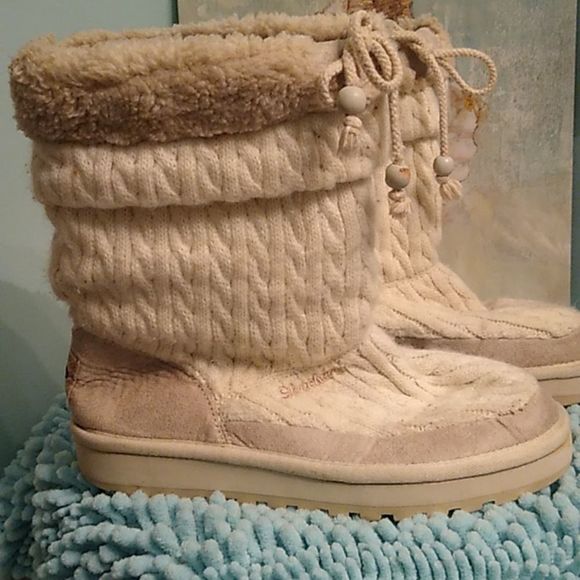 Sketchers 8.5 White Woven Warm Boots - Picture 2 of 7